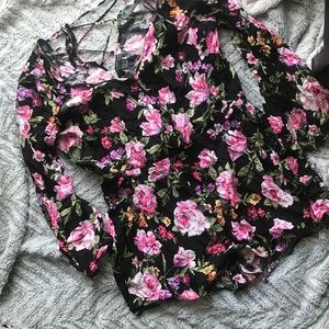 Forever 21+ floral romper 🌸